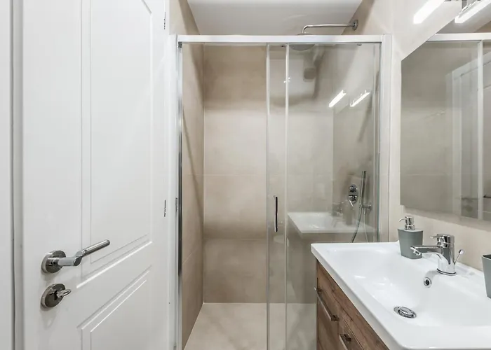 Apartment Luxury Block District *