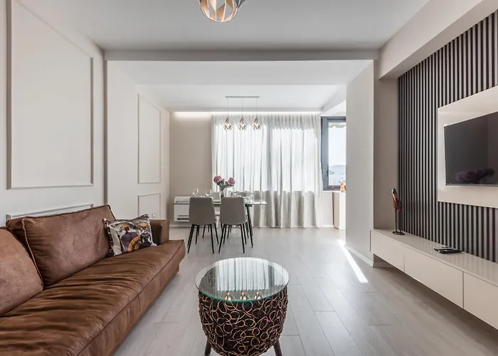 Luxury Block District Apartment