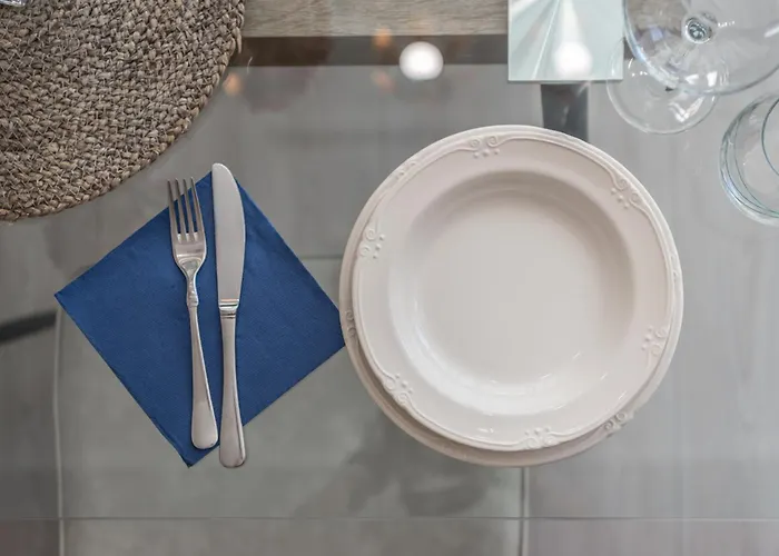 Luxury Block District Apartment