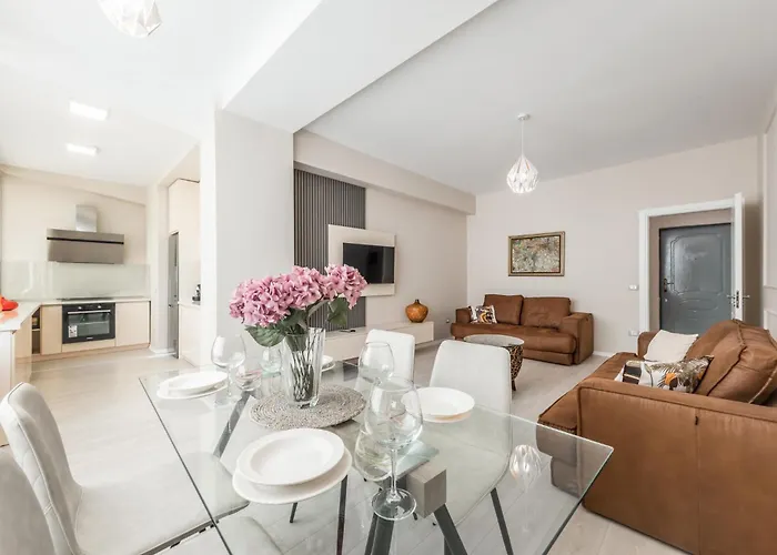 Luxury Block District Lejlighed Tirana