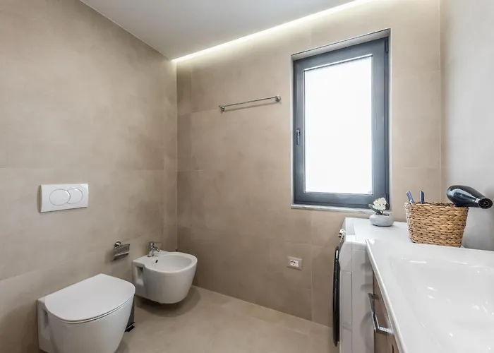 Luxury Block District *