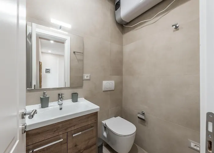 Luxury Block District Tirana